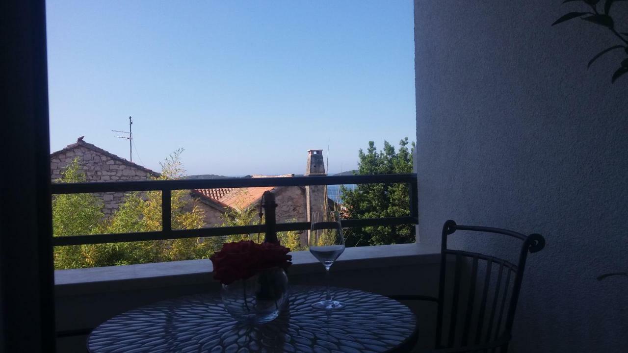 Apartments Sunset Hvar Town Bagian luar foto