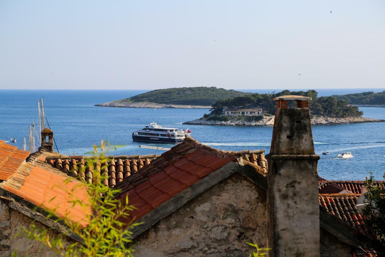 Apartments Sunset Hvar Town Bagian luar foto